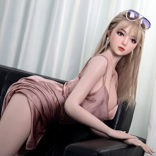 Búp bê tình dục xinh đẹp